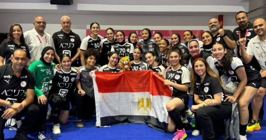 شابات اليد أمام  كرواتيا  في نهائى كأس الرئيس ببطولة العالم