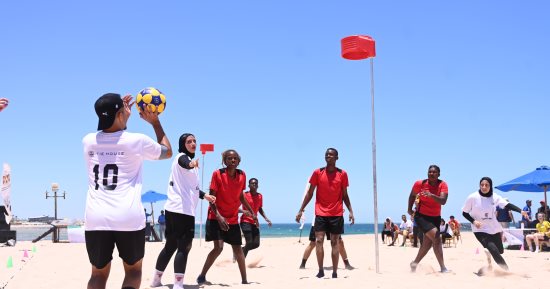 منتخب مصر يفوز على زيمبابوي في كأس العالم الإفريقية للكورف بول الشاطئية