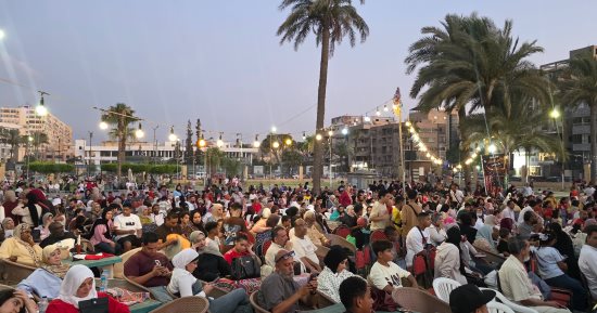 النصر لمصر.. توقعات جماهير الأقصر لمبارة مصر وأستراليا.. مباشر