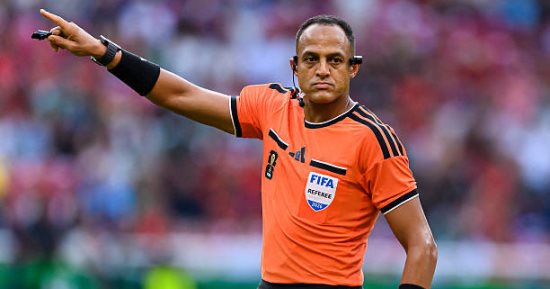 الإعلان عن حكام مواجهتي البرازيل وإنجلترا في دور الـ16 بكأس العالم 2026