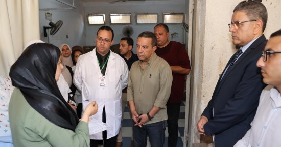 محافظ المنوفية يتفقد مستشفى تلا العام ويحيل 15 عاملا للتحقيق.. تفاصيل