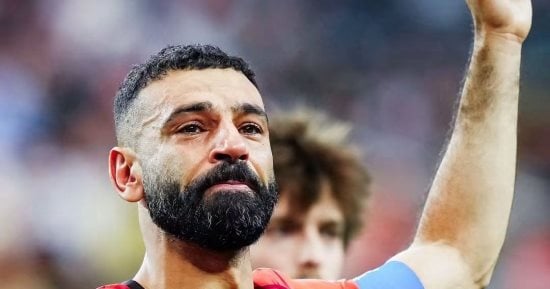 محمد صلاح على أعتاب بشكتاش.. هل يسير على خطى الصقر والنني بالدوري التركي؟