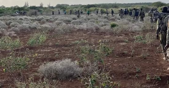 الصومال: مقتل 8 إرهابيين في عملية أمنية.. والحكم على 4 متهمين بميليشيات الشباب