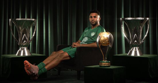 رسميا.. الأهلي السعودي يودع رياض محرز بعد 3 مواسم حافلة