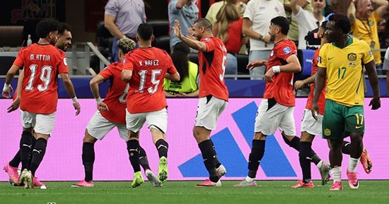 كأس العالم.. منتخب مصر يتأهل إلى دور الـ 16 لأول مرة فى تاريخه 