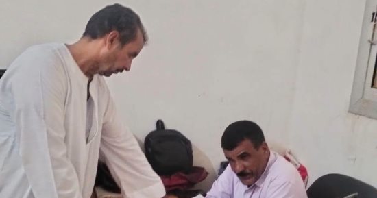 رئيس مركز جهينة: رصد 6 حالات غياب خلال مرور مفاجئ على الوحدة الصحية بنجع الجبل