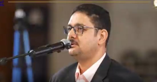 متسابق من الشرقية يشارك في اختبارات دولة التلاوة أمام لجنة من الأوقاف