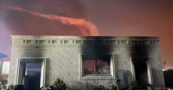 مستوطنون يحرقون مطعما جنوب نابلس بعد اقتحامه وسرقته