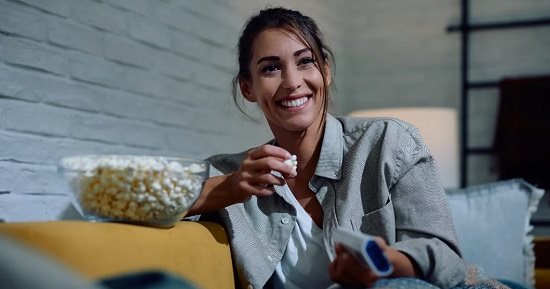 بتتفرج على عبد الغفور البرعى وريا وسكينة للمرة العشرين؟ علم النفس يكشف السر