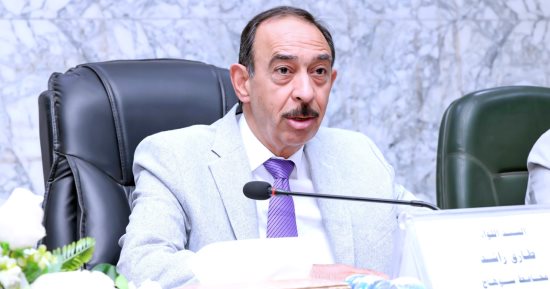 محافظ سوهاج يوجه بمحاسبة المقصرين فى استقبال شكاوى المواطنين