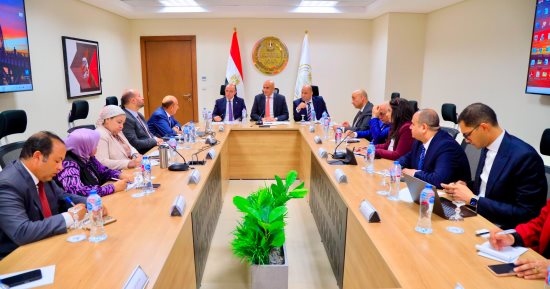 وزيرا التعليم والعمل: تطوير مدارس التكنولوجيا التطبيقية وفق المعايير الدولية