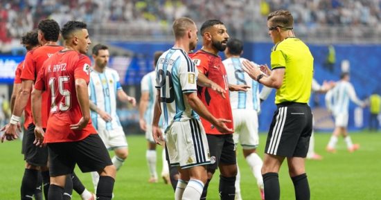 قبل نهائي كأس العالم.. 5 كتب تكشف أسرار تحليل مباريات كرة القدم والإحصاءات الرياضية
