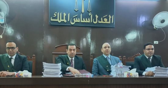 السجن عامين لمندوب سياحى بتهمة التعدى على سائحة داخل معبد دندرة بقنا