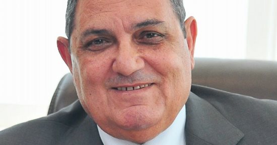منع رجل الأعمال محمد الخشن و22 آخرين من التصرف في أموالهم