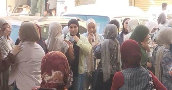  توافد طلاب الثانوية العامة بالقليوبية لأداء امتحانى الفيزياء والتاريخ