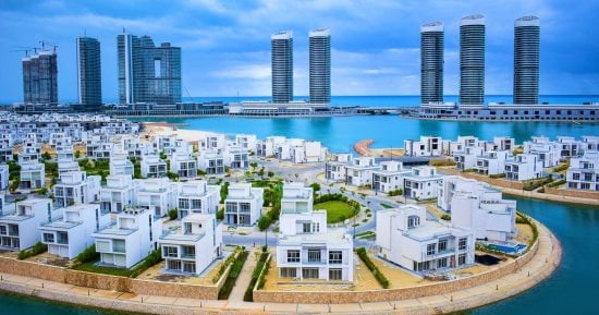 من مدينة الأحلام لساحة الاحتفال.. العلمين الجديدة تحتضن المنتخب في مشهد تاريخي