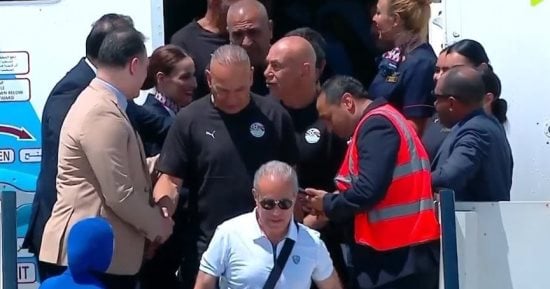 جوهر نبيل وخالد عبد الغفار وأحمد دياب ومحمد يحيى فى استقبال بعثة المنتخب