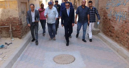 محافظ المنوفية يتفقد عددا من شوارع الرصف والتطوير بنطاق حي شرق شبين الكوم