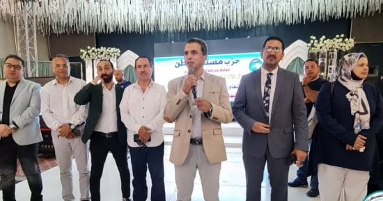 آلاف من الطلاب يشاركون في المراجعات النهائية المجانية للأحياء بكفر الشيخ
