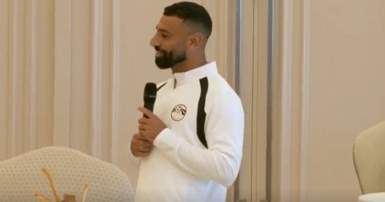 شاهد.. تصريحات محمد صلاح ولاعبي المنتخب للرئيس السيسي