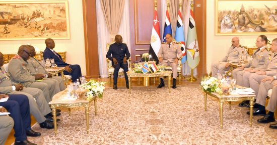 الفريق أشرف سالم زاهر يلتقى نائب رئيس الوزراء ووزير الدفاع بالكونغو الديمقراطية