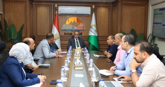 توجيهات عاجلة من محافظ الجيزة بإصلاح الهبوطات الأرضية وتطهير الترع بالحوامدية