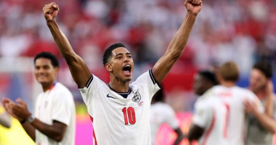 والدة بيلينجهام وراء عبوره الآمن إلى نصف نهائي المونديال