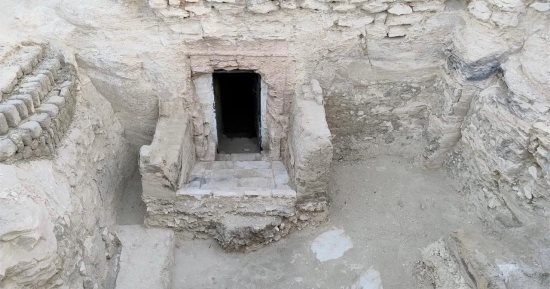 اكتشاف مقبرة بمنطقة الشيخ عبد القرنة بالبر الغربي بالأقصر