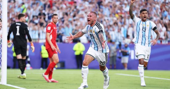 الأرجنتين تتقدم على سويسرا بهدف ماك أليستر فى الشوط الأول بكأس العالم.. فيديو