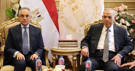 وزير العدل يهنئ مجلس القضاء الأعلى بتشكيله الجديد