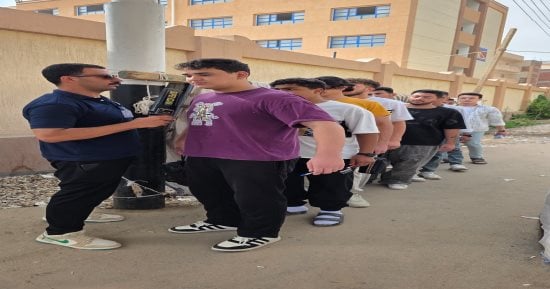 فرحة بين طلاب علمي رياضة بالإسماعيلية بعد امتحان الرياضيات البحتة.. فيديو