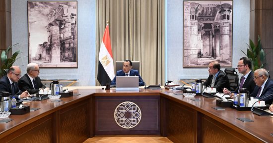 رئيس الوزراء يتابع مستجدات تنفيذ خطة تخارج الدولة من عدد من الشركات الحكومية