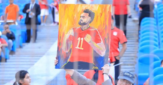 زيكو يخطف الأنظار فى المدرجات قبل بدء إحتفالية منتخب مصر