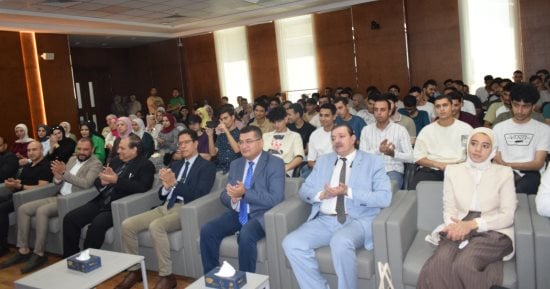 رئيس جامعة بنها: شراكات صناعية لتأهيل الطلاب لسوق العمل ووظائف المستقبل
