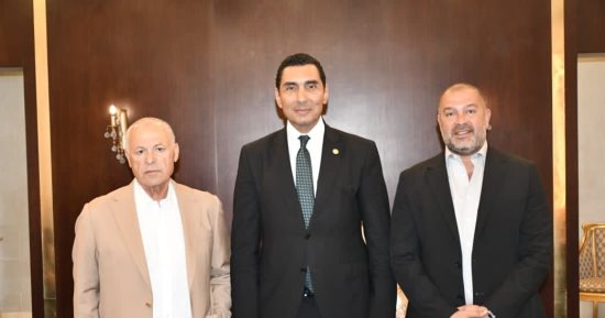 وزير الرياضة يبحث استعدادات المنتخب ومستجدات شراكات الأندية الجماهيرية مع القطاع الخاص