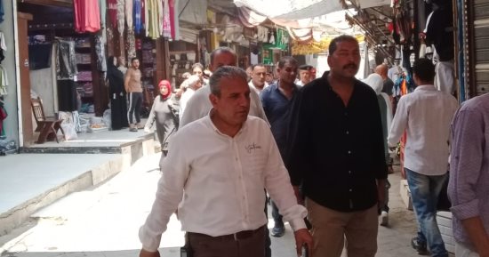 حملات مكبرة لإزالة الإشغالات بشوارع مدينة الزقازيق