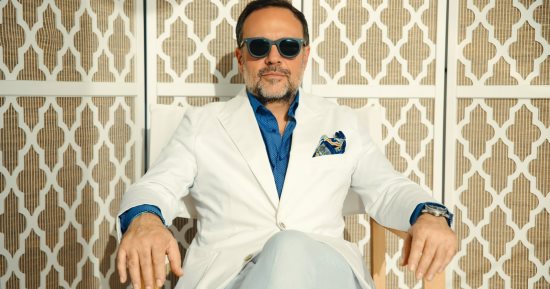 تعاون يمتد 21 عاما.. عادل حقي يشارك في 4 أغنيات ضمن ألبوم عمرو دياب الجديد