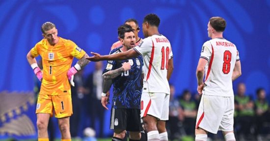 إنجلترا ضد الأرجنتين.. شوط سلبي في قمة نصف نهائي كأس العالم 2026