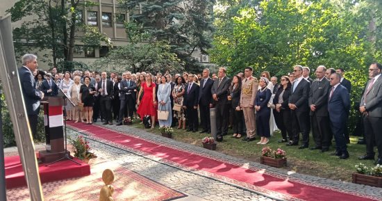 وزير السياحة يشارك باحتفال السفارة المصرية فى براغ بالعيد الوطنى لمصر