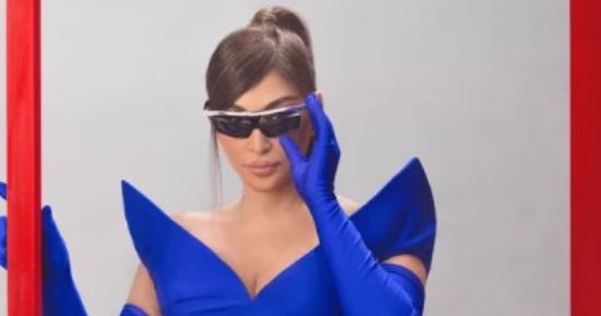 إليسا تستعيد «أنا سكتين» بعد صراع قضائى.. 12 أغنية بتوقيع كبار صناع الموسيقى