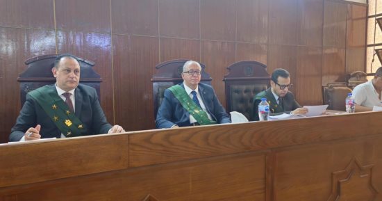 السجن 15 سنة لسيدة لاتهامها بتهديد فتاة على الفيس بوك بسوهاج