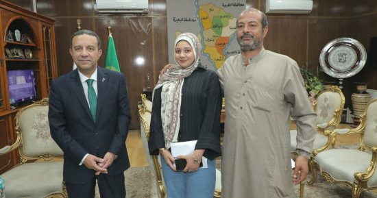 محافظ المنوفية يلتقي الطالبة ندى ويمنحها دعما ماليا تقديرا لكفاحها 