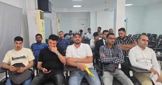 وزير العمل للشباب: فرصكم في الداخل والخارج تبدأ من الوزارة 