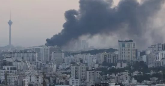 استطلاع: واحد فقط من كل 3 أمريكيين يؤيد الحرب على إيران