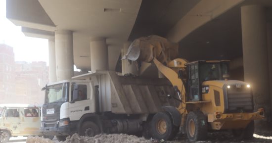 رفع 1700 طن مخلفات رتش من نفق المنشية بحى الهرم