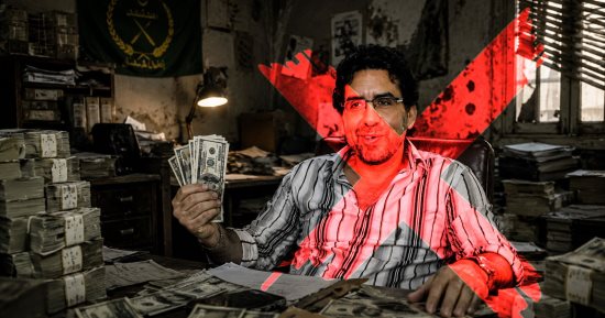 مذيع إخواني بدرجة نصاب.. الهارب محمد ناصر سارق أموال النساء بدعوي الاستثمار.. استغل ظهوره الإعلامي في قنوات الجماعة الإرهابية لخداع السيدات بثوب المثقف والفيلسوف المفكر.. وحوّل حصيلة النصب إلى عقارات في الخارج