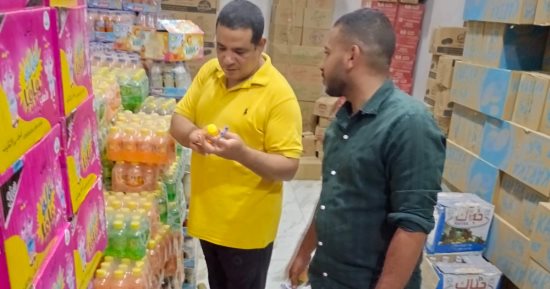 صحة سوهاج: المرور على 784 منشأة غذائية  وضبط أكثر من 2 طن أغذية فاسدة