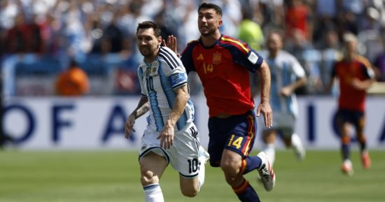 بالأرقام.. ماذا قدم ميسي مع منتخب الأرجنتين قبل اعتزاله اللعب الدولي؟