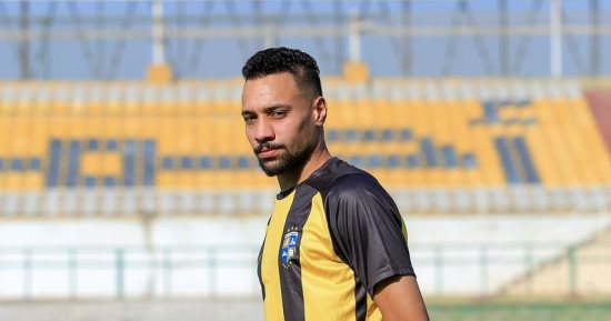 ظهير أيسر المقاولون معروض على الأهلى.. وعموتة يحسم موقفه