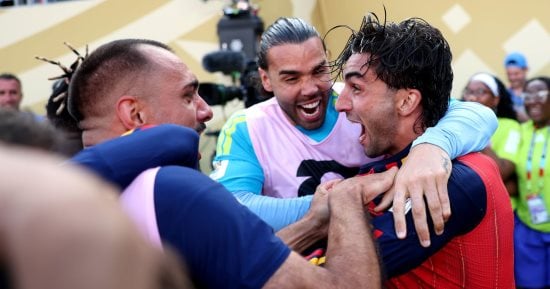 شاهد هدف تتويج إسبانيا بلقب كأس العالم أمام الأرجنتين